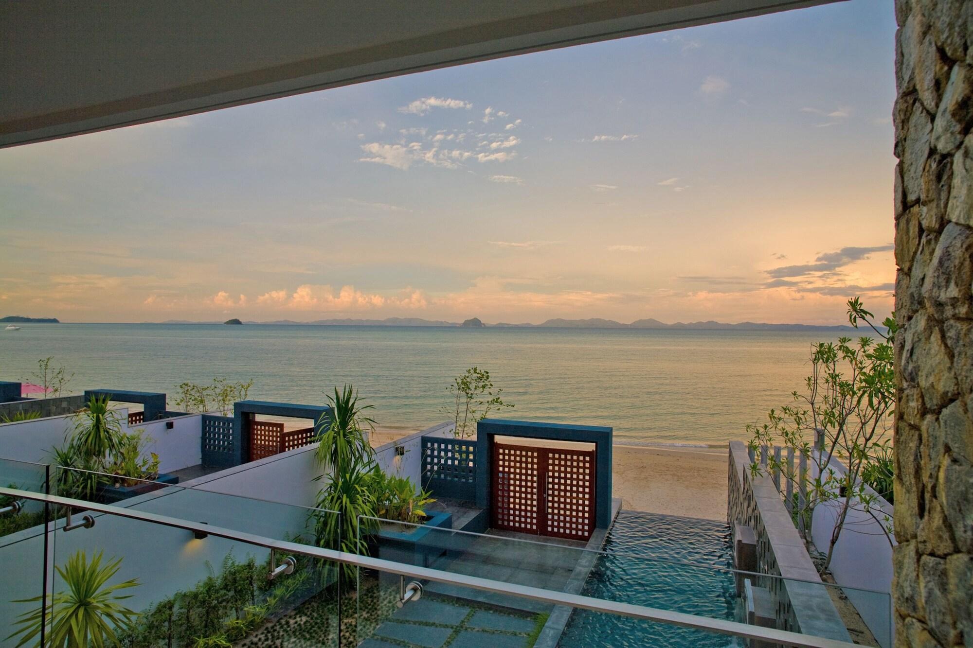 The Nchantra Pool Suite Phuket Koh Sirey Exterior photo