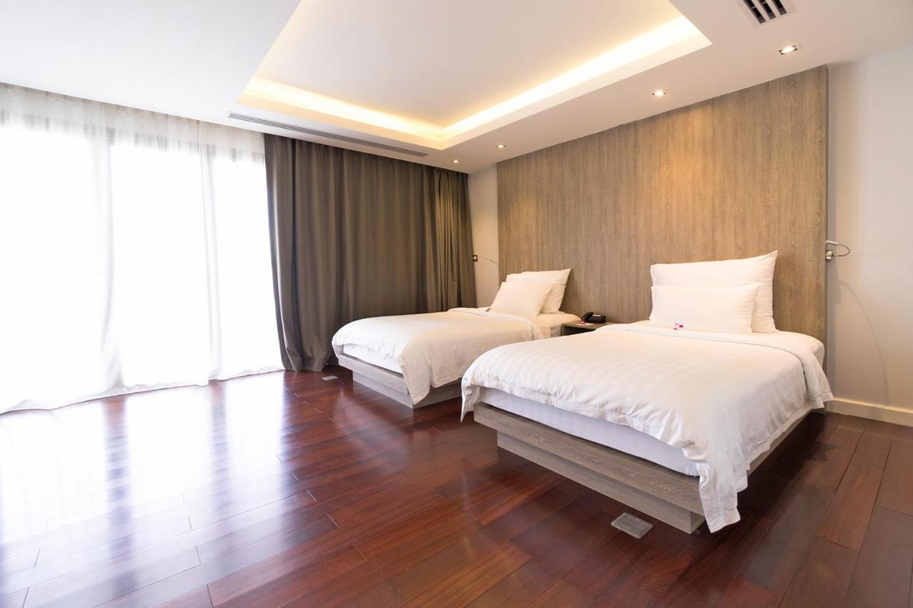 The Nchantra Pool Suite Phuket Koh Sirey Room photo
